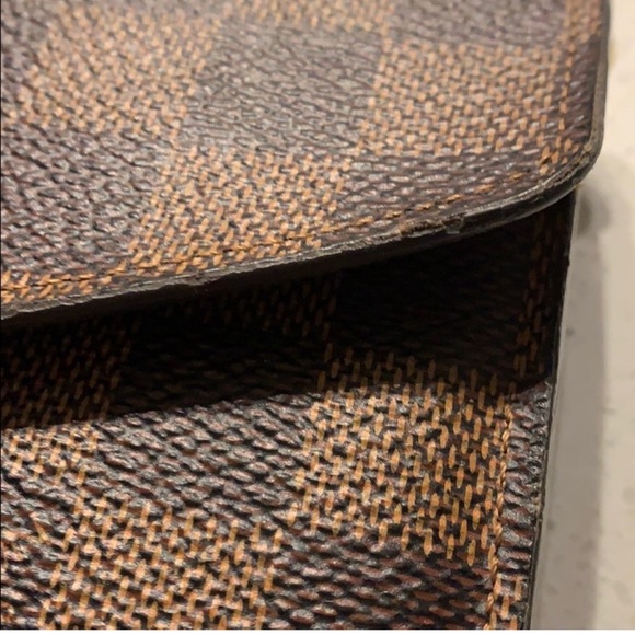 Louis Vuitton Sarah Wallet - Picture 2 of 8